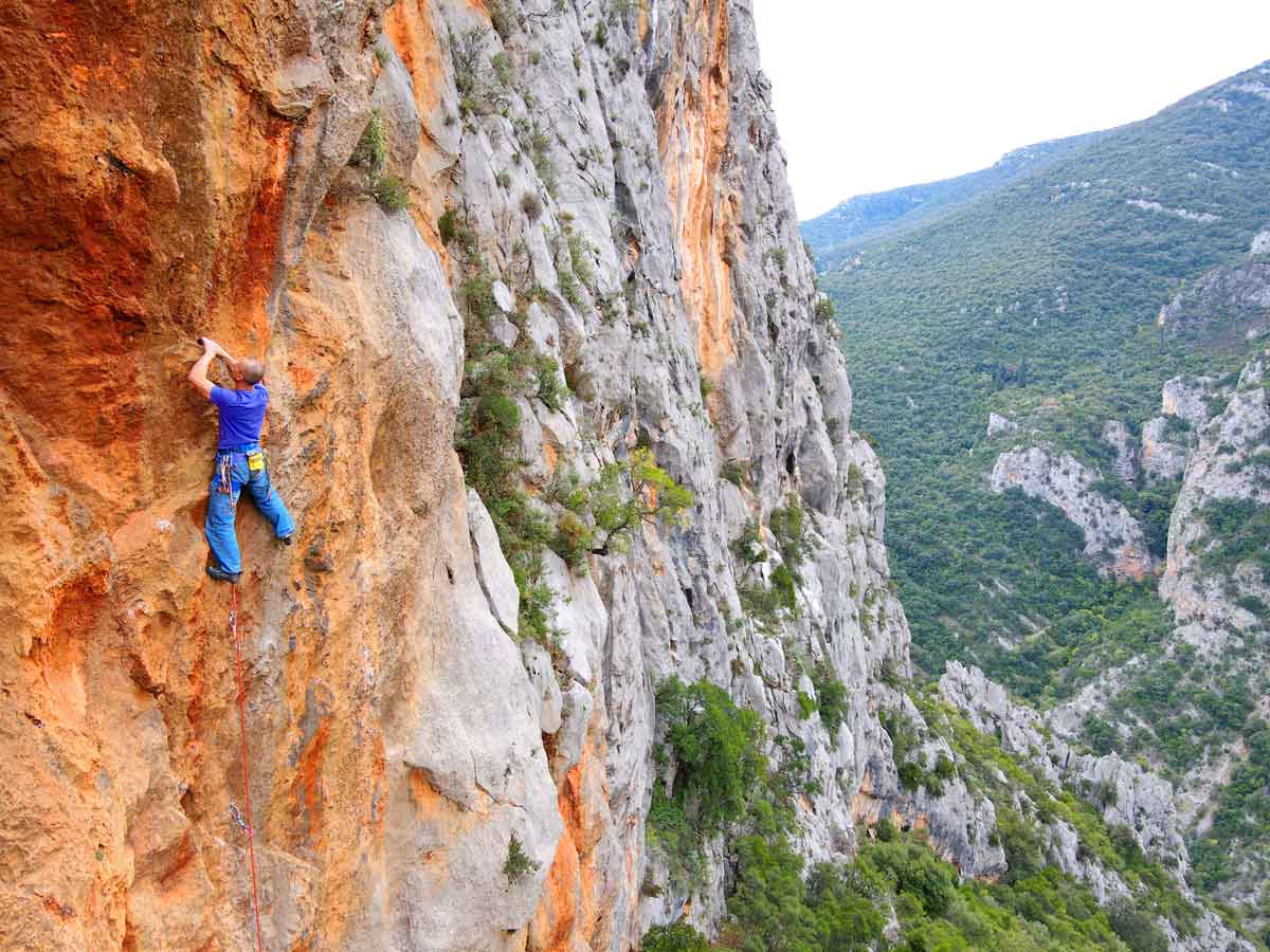 Leonidio climbing with Simon Montmory instructor opening new routes